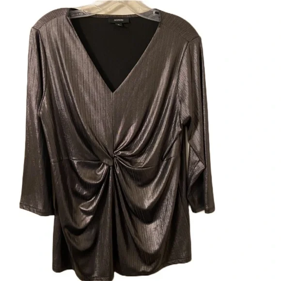 Alfani Women’s V Neck Twist Front Pullover Liquid Metallic Pewter Blouse Size 0X - Picture 2 of 6